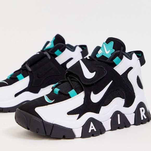NIKE Air Barrage Mid Black White Cabana NIKE Air Barrage Mid Black White Cabana